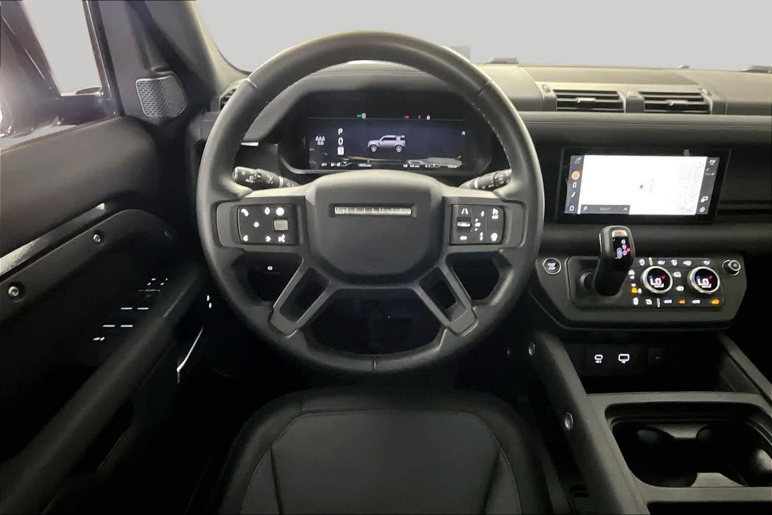 Used 2024 Land Rover Defender 110 X-Dynamic SE AWD/4WD image 6