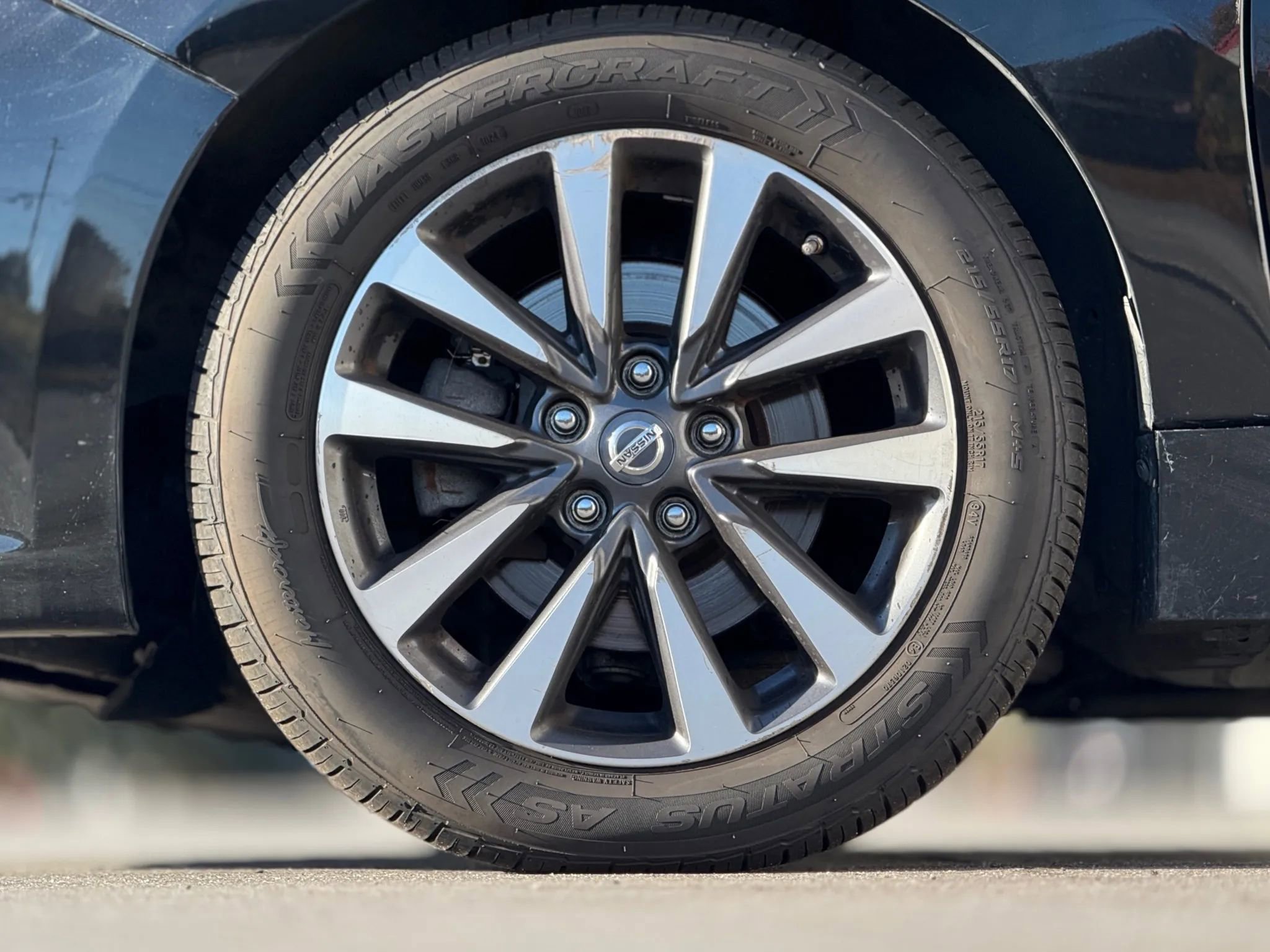 Used 2017 Nissan Altima 2.5 SL w/ 2.5 Technology Package image 30