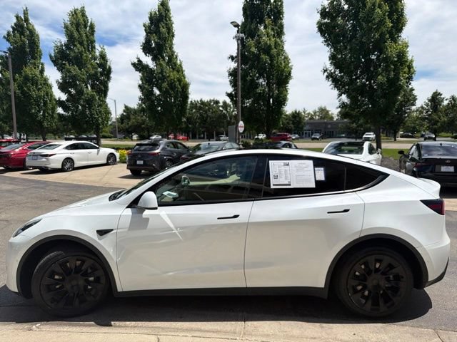 Used 2021 Tesla Model Y Long Range AWD/4WD image 4