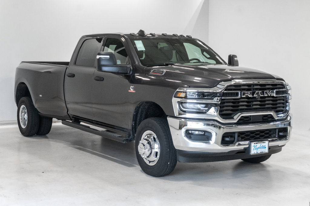 New 2027 RAM 3500 Tradesman AWD/4WD image 6