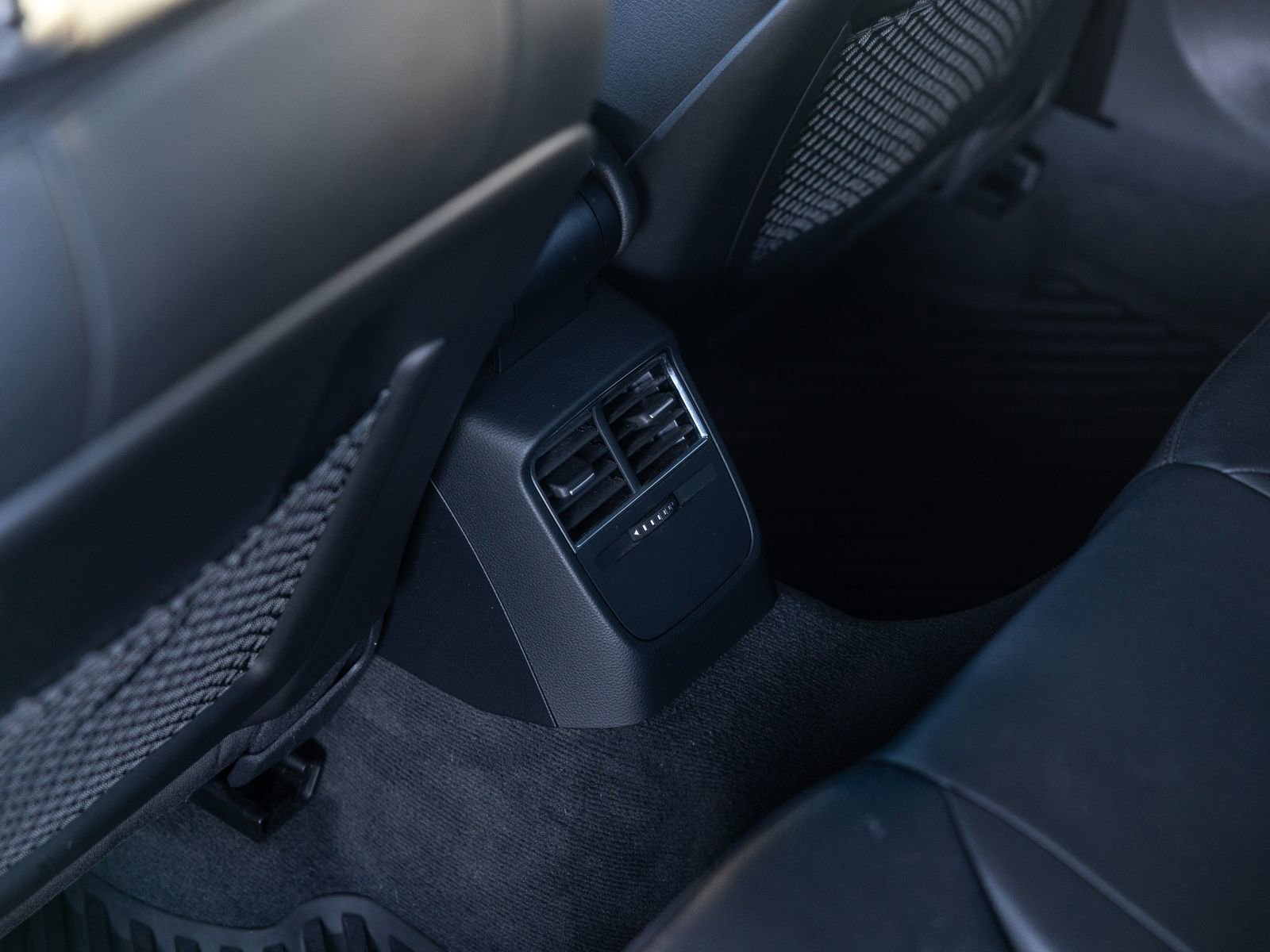 Used 2018 Audi A3 2.0T Premium Plus w/ Premium Plus Package image 31