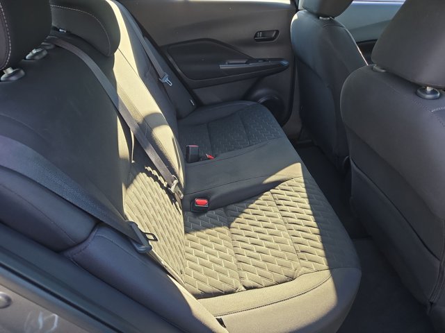 Used 2021 Nissan Kicks S FWD image 18