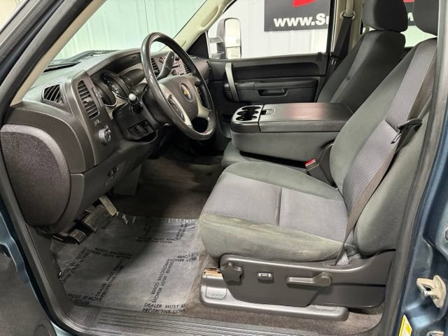 Used 2012 Chevrolet Silverado 2500 LT w/ Interior Plus Package AWD/4WD image 10