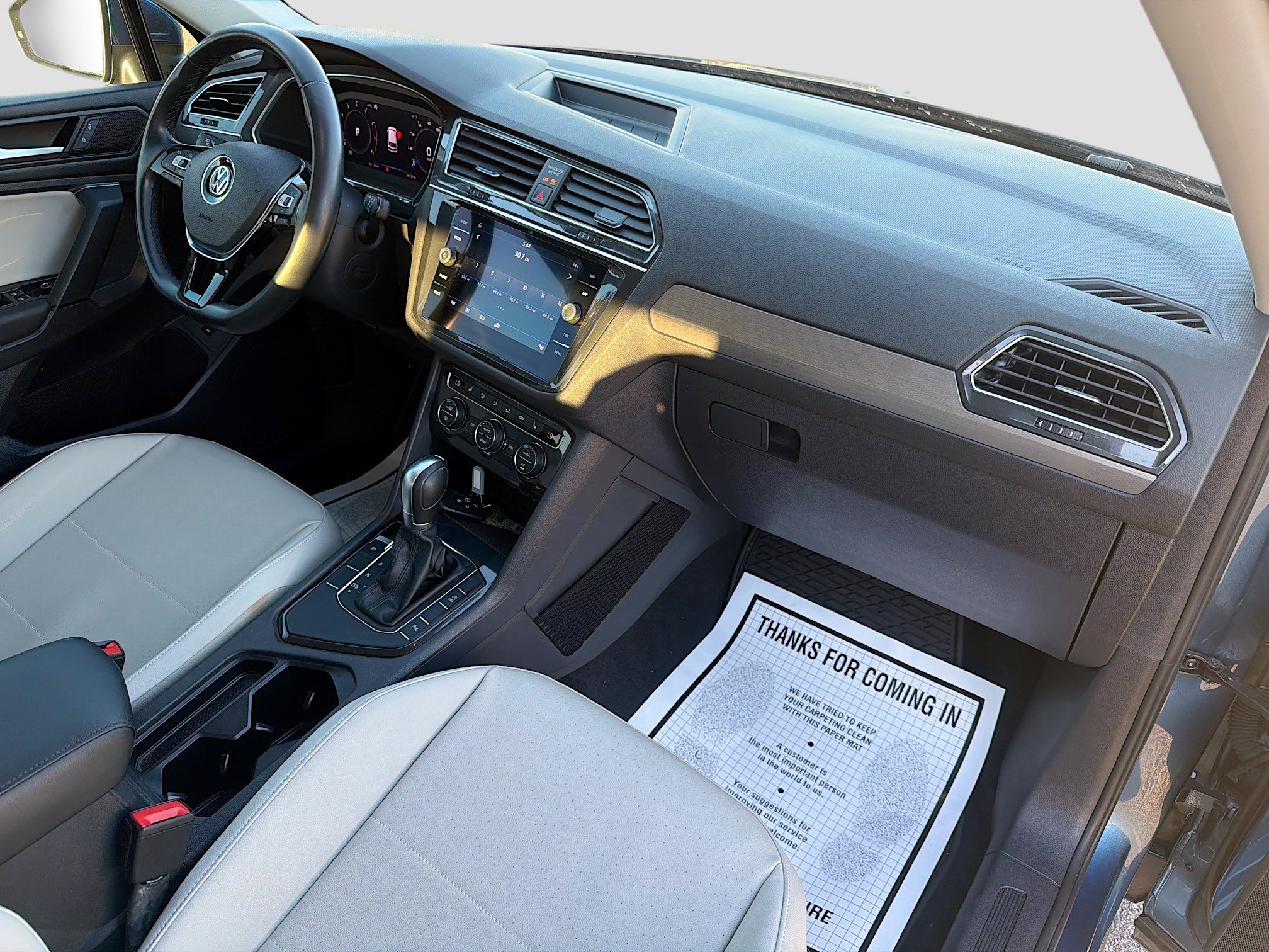 Used 2019 Volkswagen Tiguan SE image 13