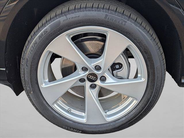 New 2025 Audi Q5 Premium AWD/4WD image 9