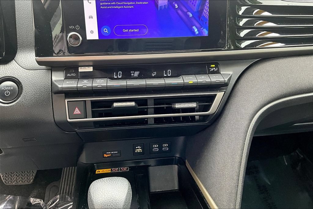 Used 2025 Toyota Camry LE FWD image 15