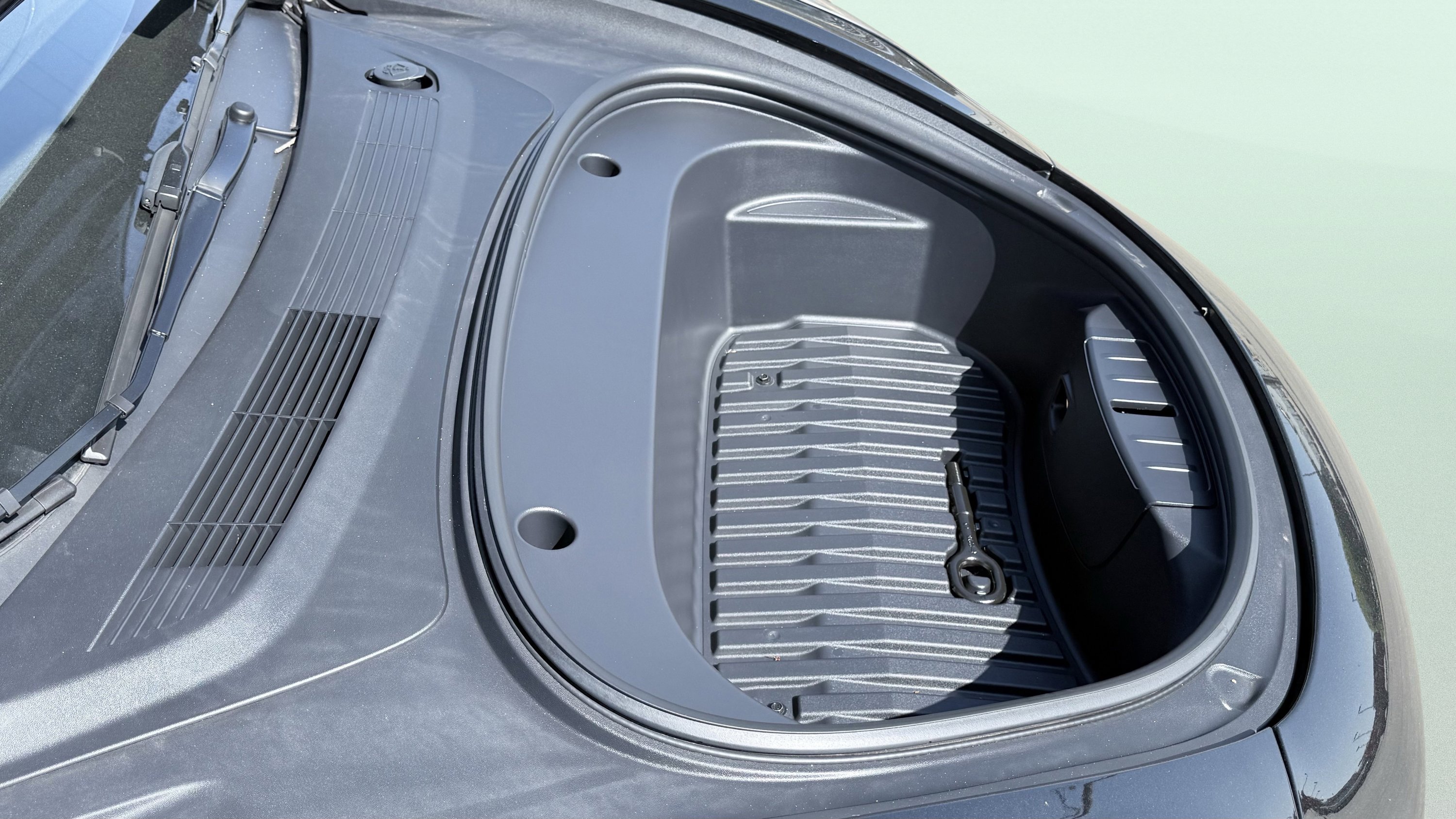 Used 2023 Tesla Model 3 Standard Range image 15