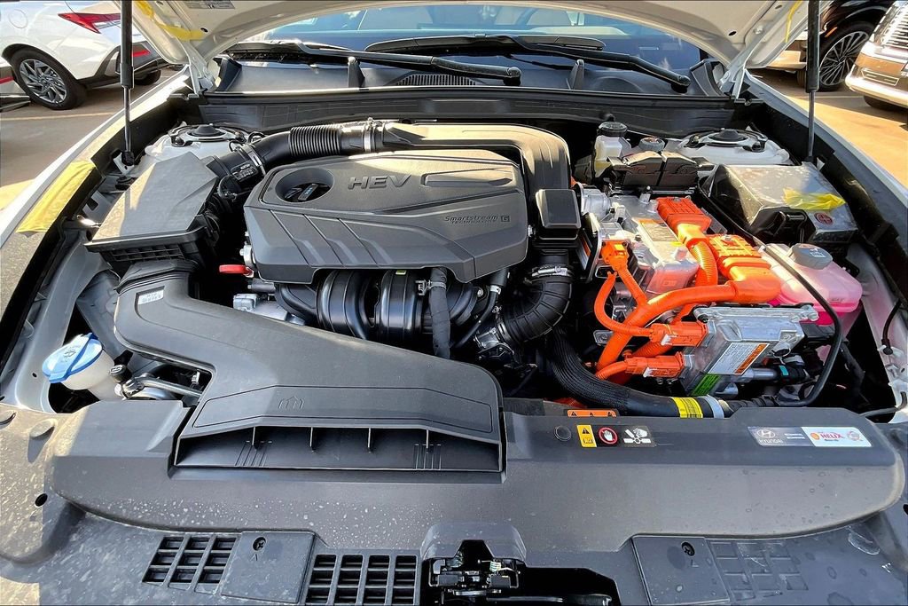 New 2025 Hyundai Sonata Limited image 34