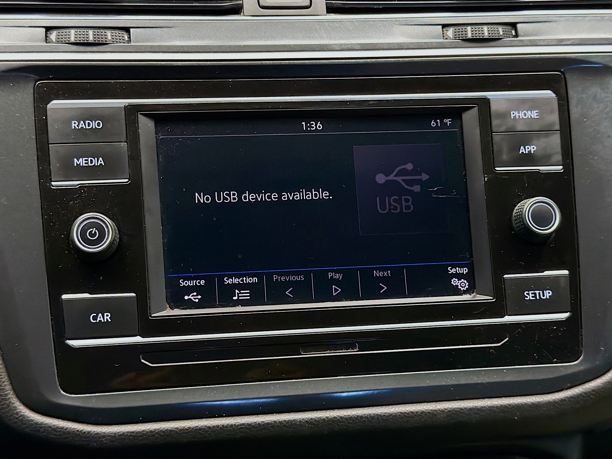 Used 2019 Volkswagen Tiguan S w/ Driver Assistance Package FWD image 9
