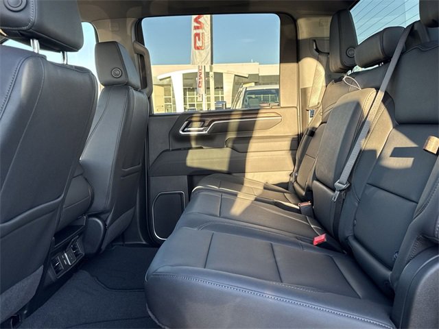 New 2026 GMC Sierra 2500 SLT image 9
