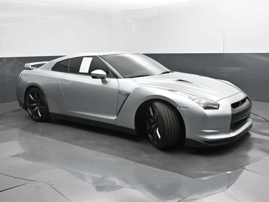 Used 2011 Nissan GT-R Premium AWD/4WD image 34
