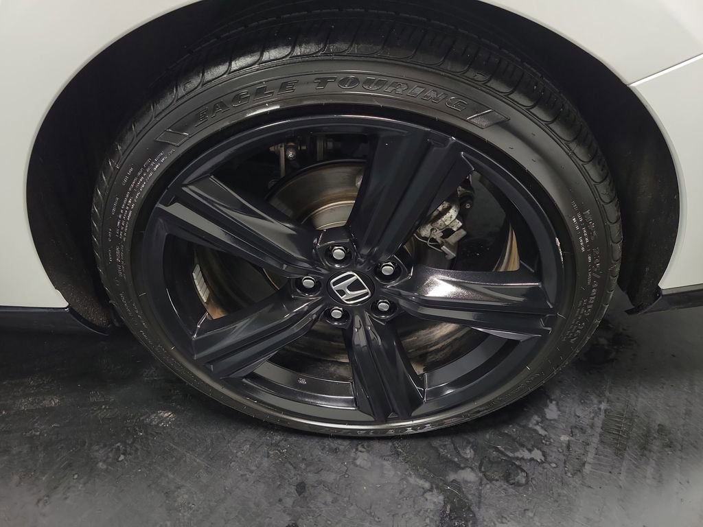 Used 2025 Honda Accord Sport image 10