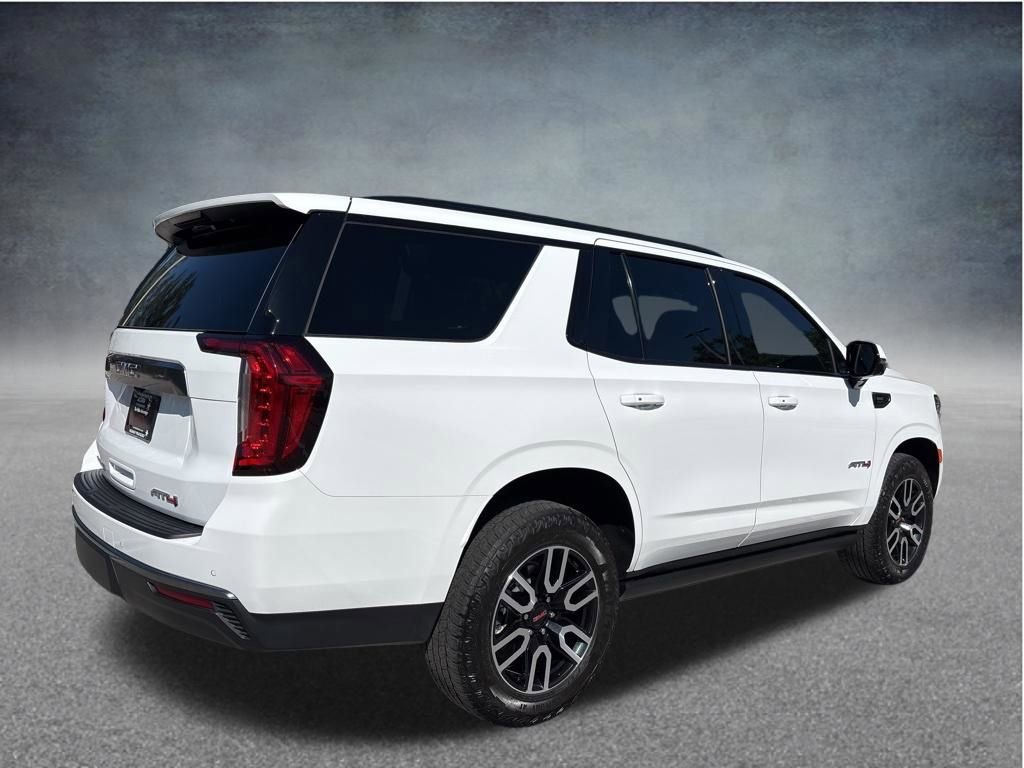 Used 2024 GMC Yukon AT4 w/ AT4 Premium Package AWD/4WD image 5