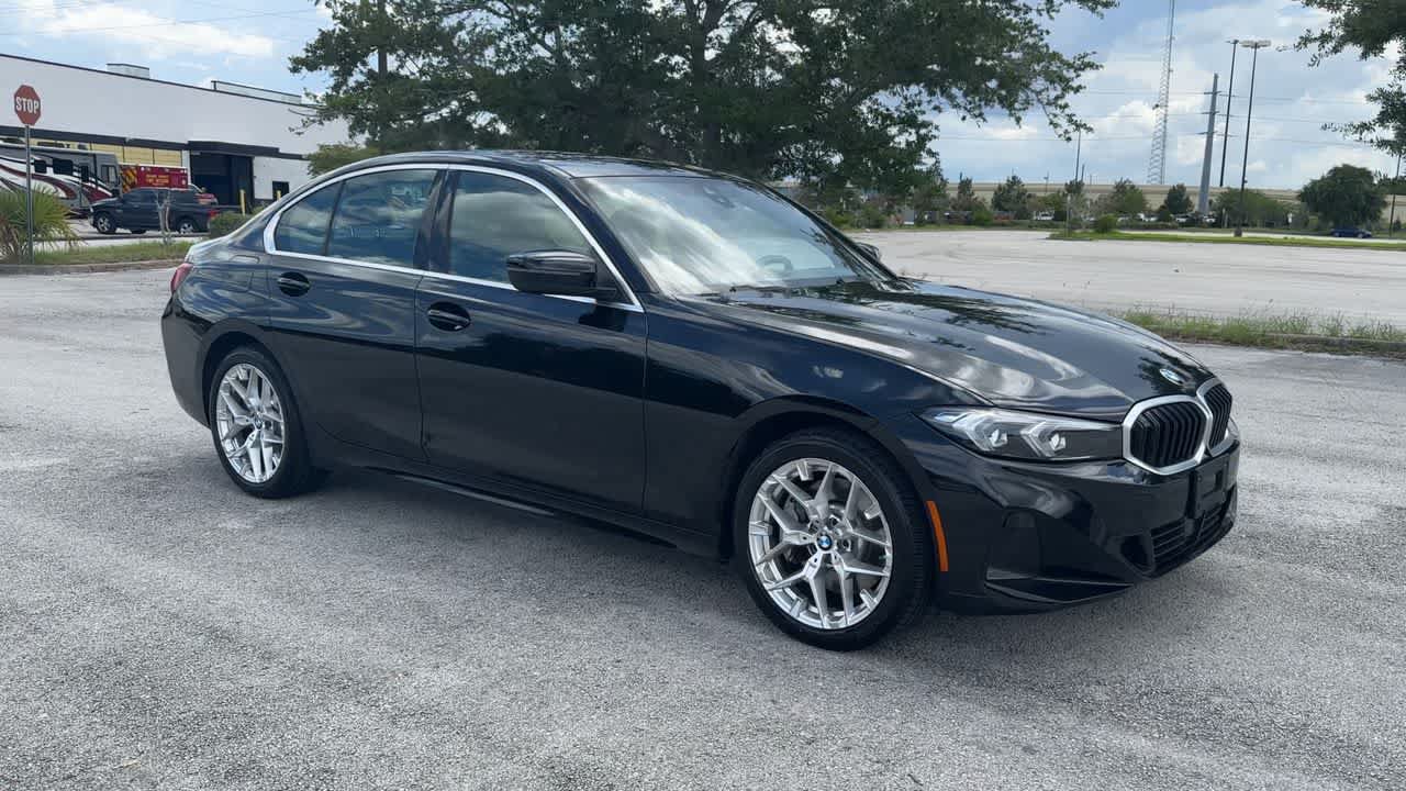Used 2025 BMW 330i xDrive Sedan AWD/4WD image 2