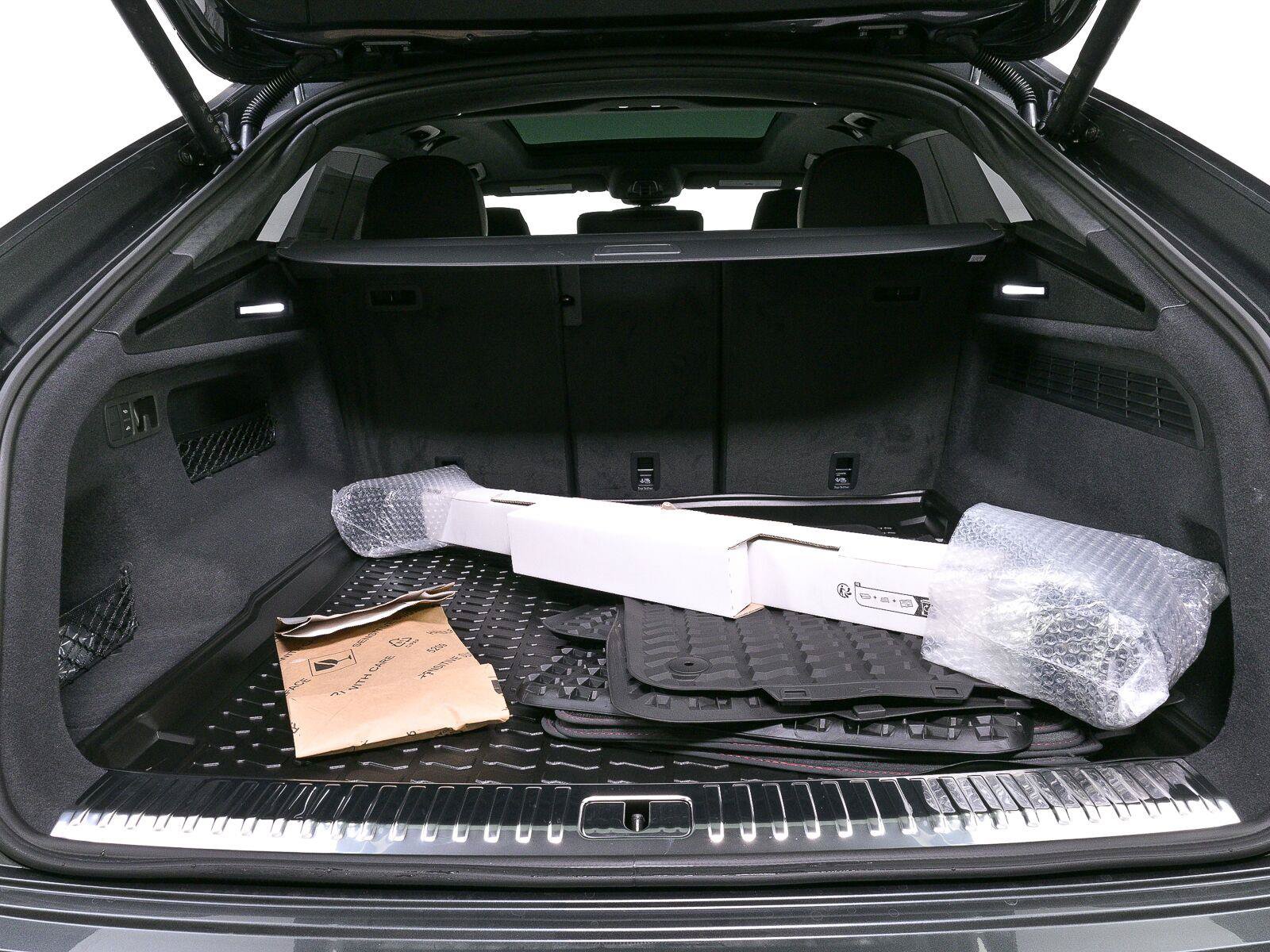New 2026 Audi SQ8 Prestige AWD/4WD image 28