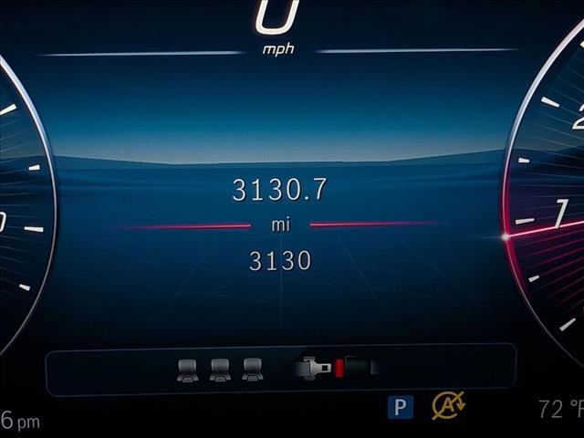 Used 2026 Mercedes-Benz GLC 300 image 11