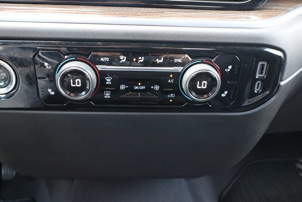Used 2023 Chevrolet Silverado 1500 RST AWD/4WD image 10