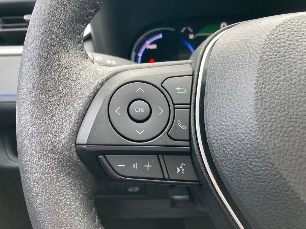 Used 2024 Toyota RAV4 XSE AWD/4WD image 16