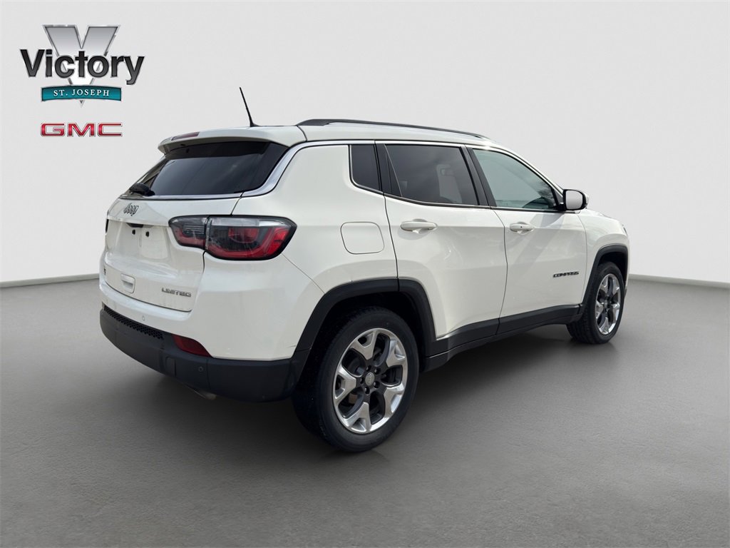 Used 2018 Jeep Compass Limited w/ Navigation Group image 10