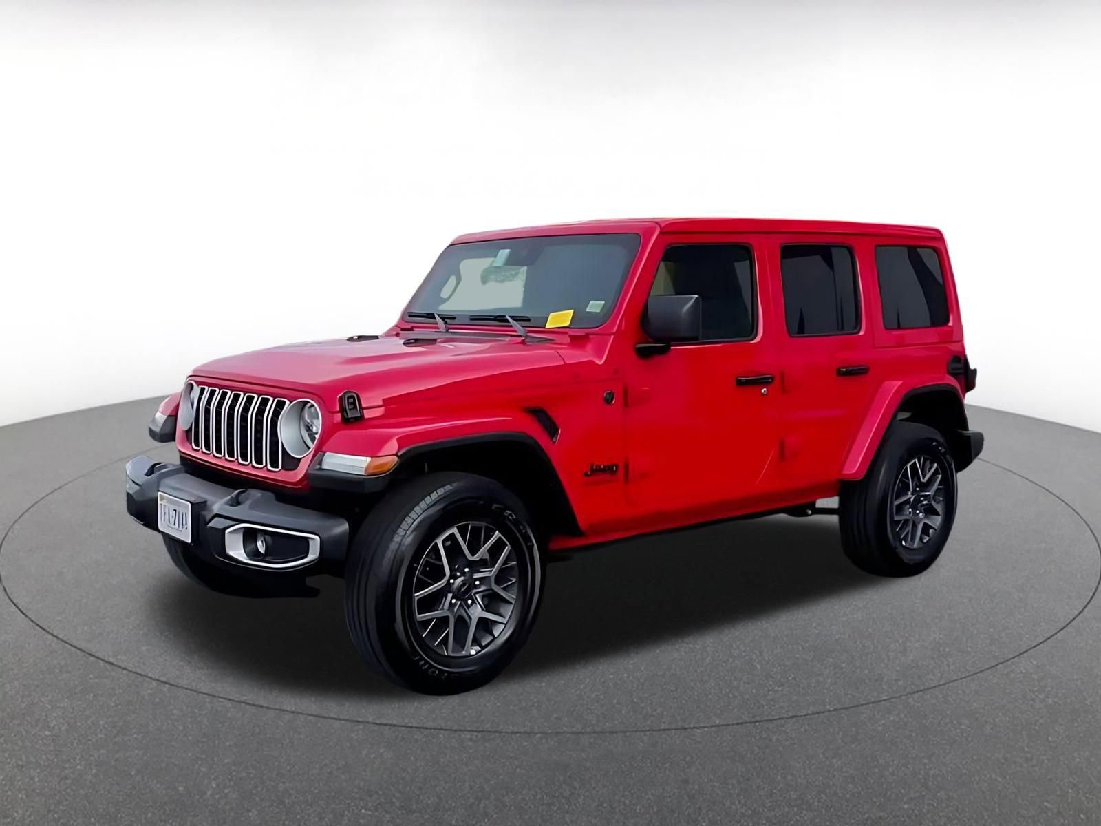 Used 2025 Jeep Wrangler Sahara image 7