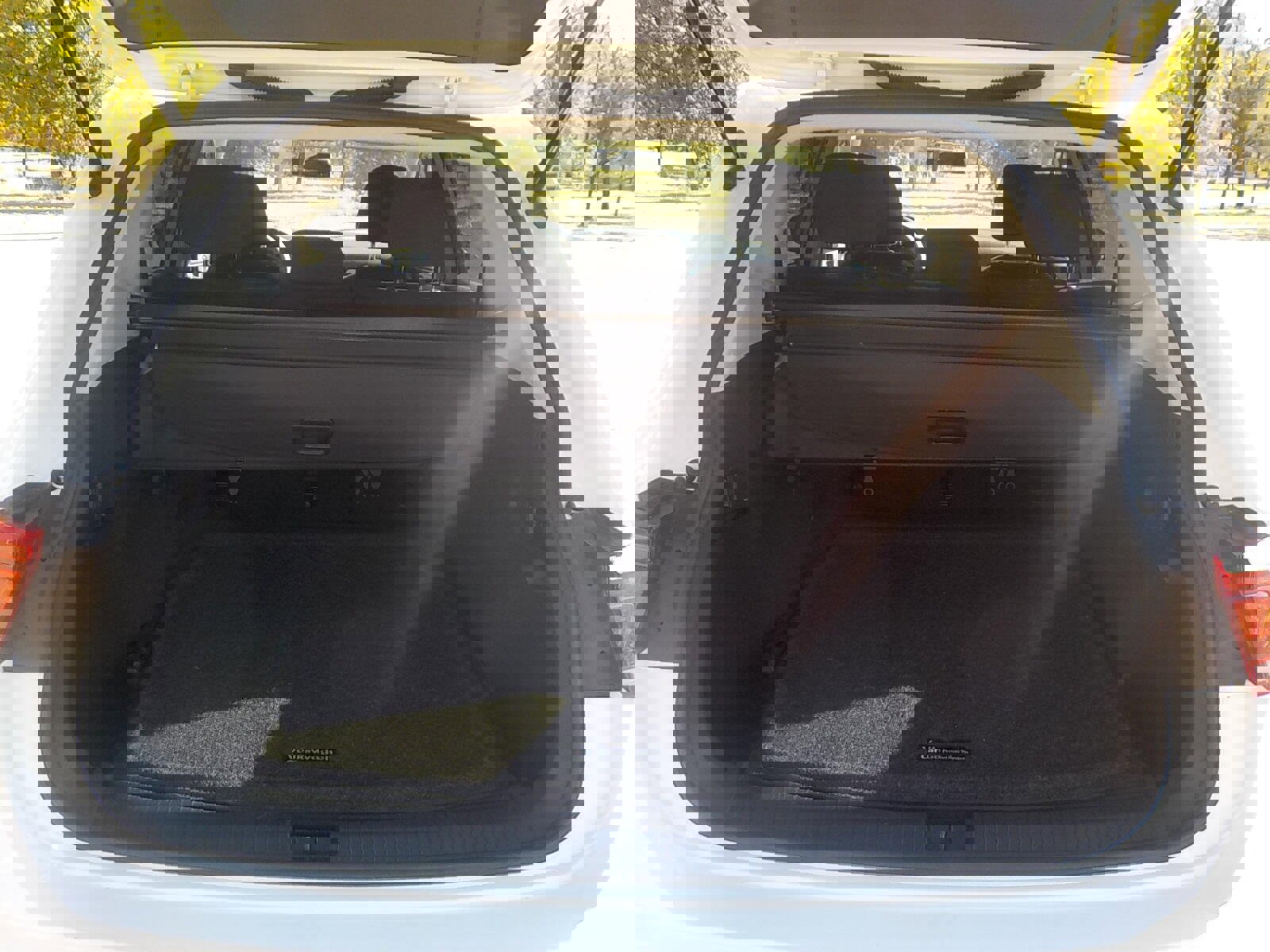 Used 2021 Volkswagen Tiguan S image 9