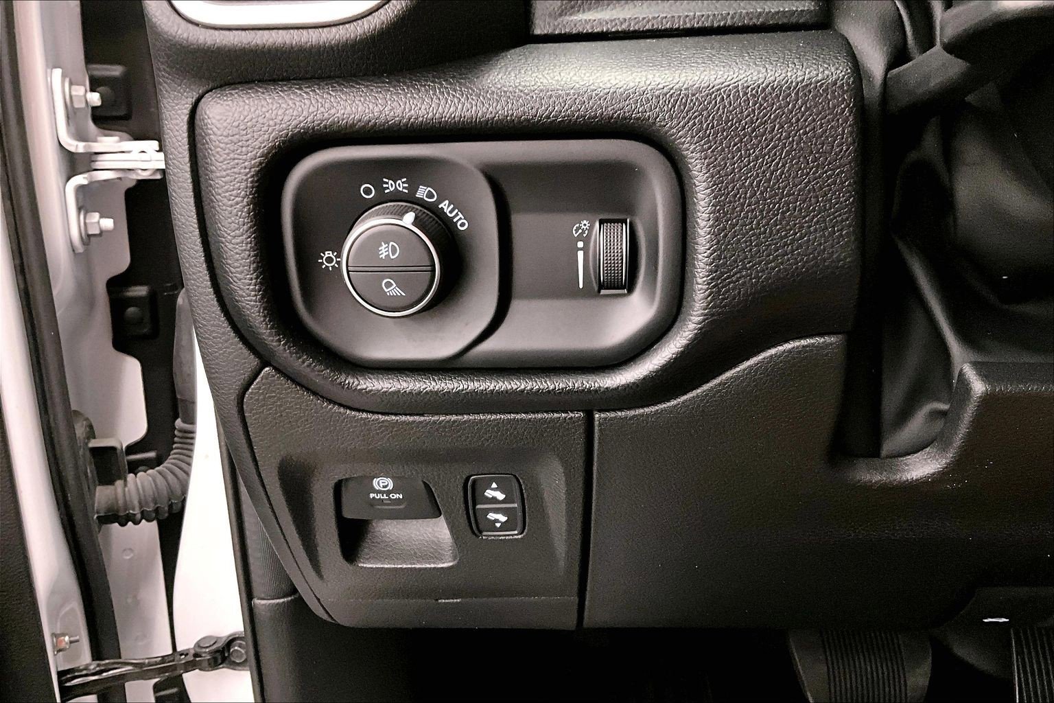 Used 2022 RAM 1500 Big Horn AWD/4WD image 38