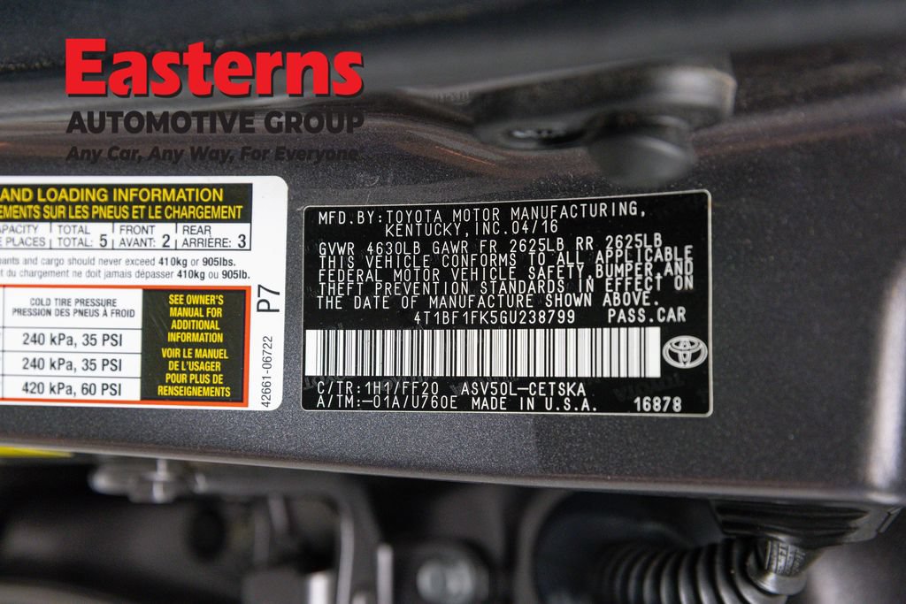 Used 2016 Toyota Camry SE FWD image 33
