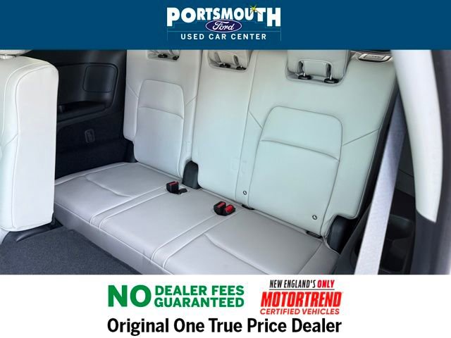 Used 2025 Nissan Pathfinder SL image 8