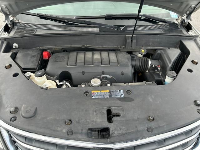 Used 2017 Chevrolet Traverse LT image 7