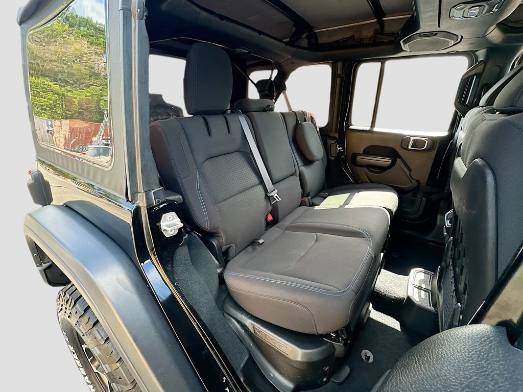 Used 2022 Jeep Wrangler Unlimited Rubicon 4xe image 26