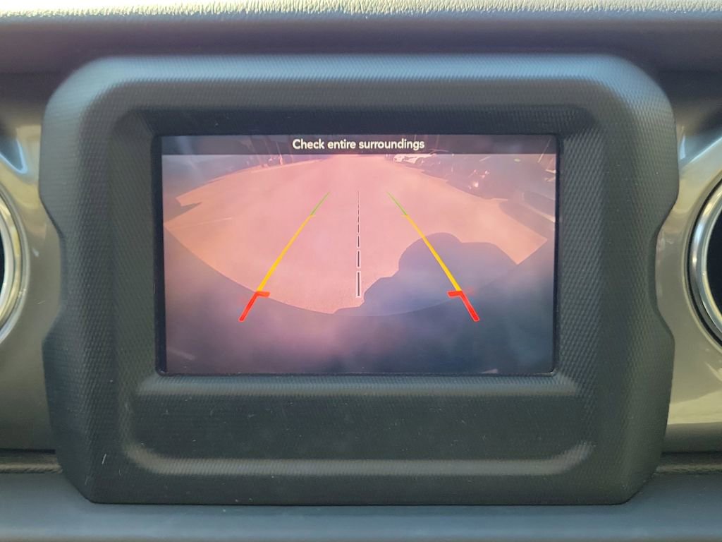 Used 2019 Jeep Wrangler Unlimited Sahara image 37