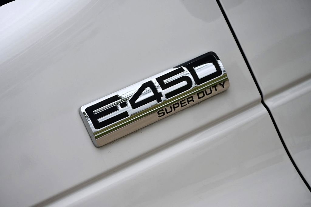 Used 2018 Ford E-450 and Econoline 450 Super Duty w/ Power Windows & Locks Group image 9