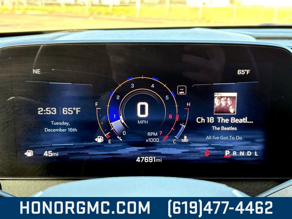 Used 2024 Chevrolet Traverse LT image 34