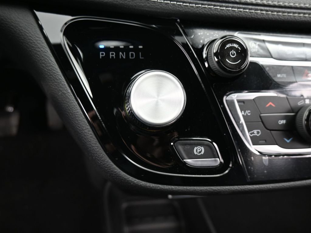 New 2026 Chrysler Pacifica Select FWD image 23