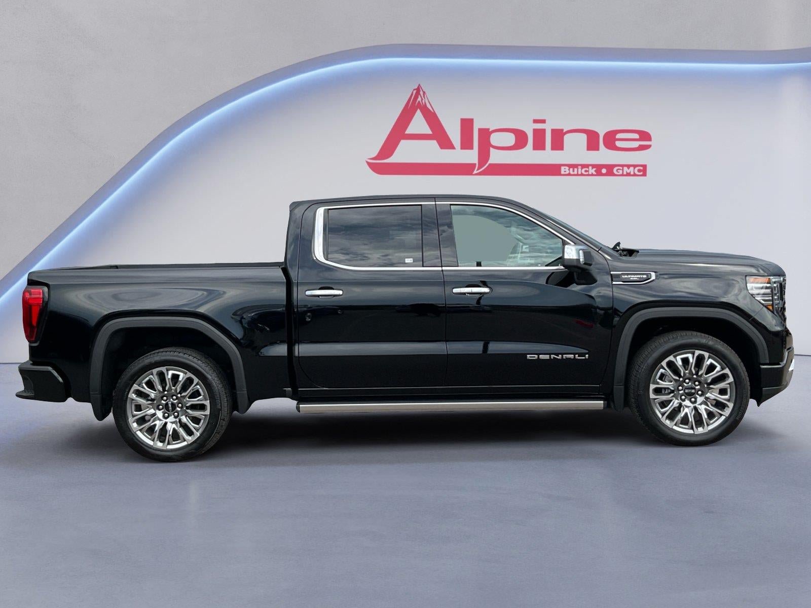 Used 2026 GMC Sierra 1500 Denali Ultimate AWD/4WD image 6
