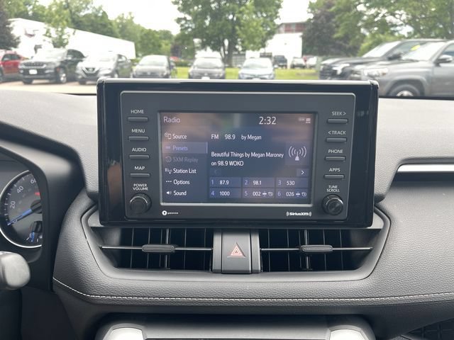Certified 2020 Toyota RAV4 LE AWD/4WD image 17