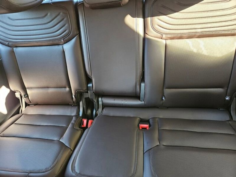 New 2025 Ford Expedition Platinum w/ Platinum Ultimate Package image 9