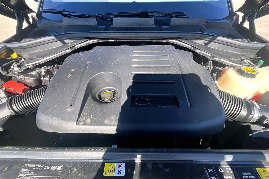 Used 2025 Land Rover Range Rover Sport Dynamic SE image 9