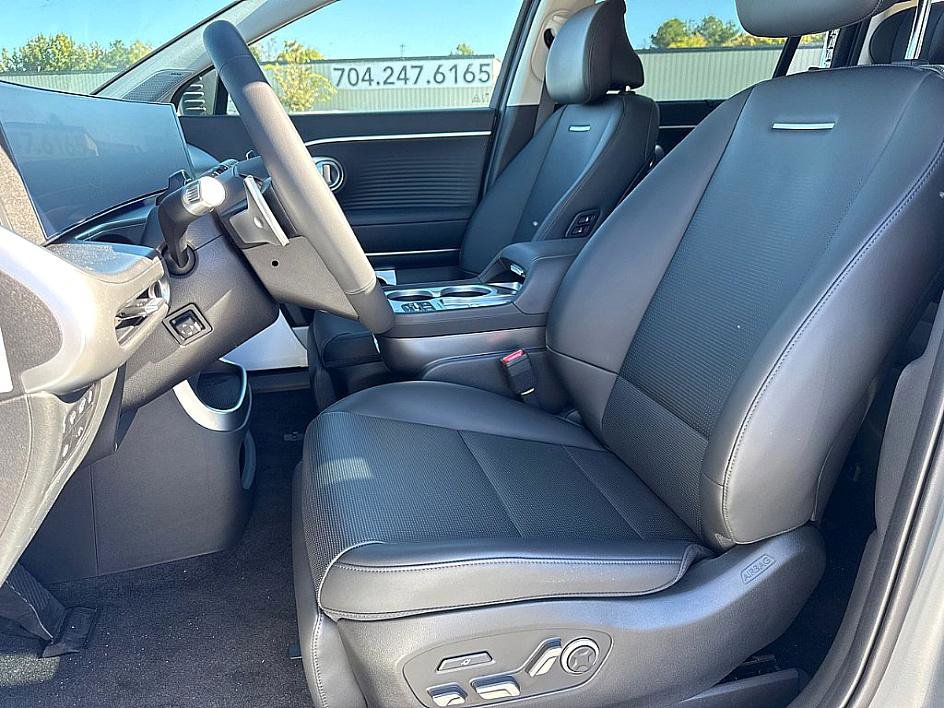 New 2026 Hyundai Ioniq 9 Limited image 8