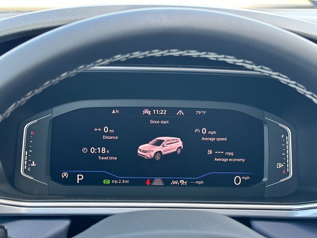 New 2025 Volkswagen Taos SEL image 32