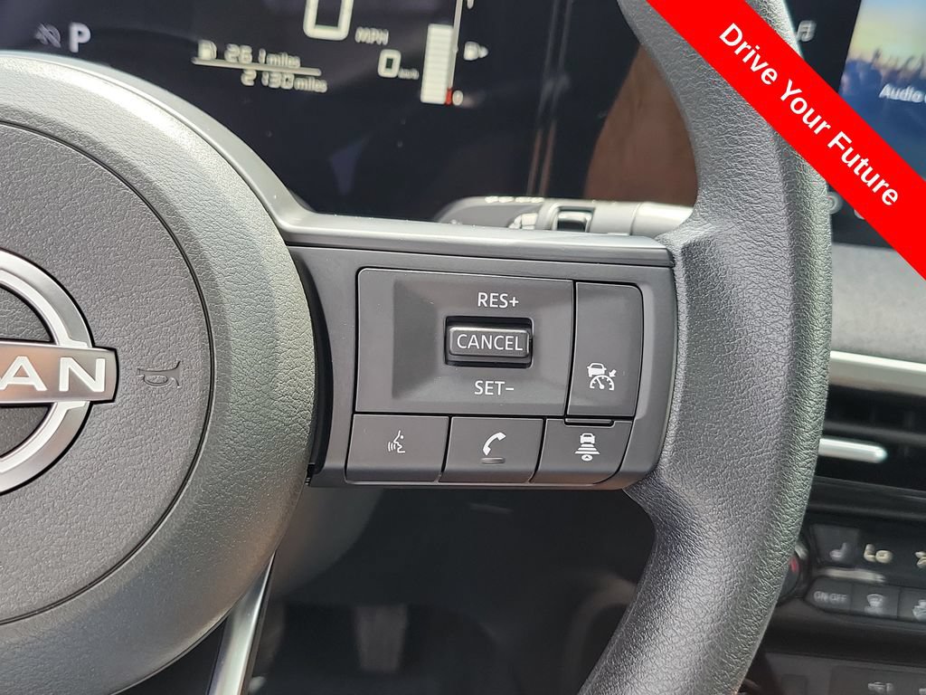 Used 2026 Nissan Kicks SV w/ SV Premium Package FWD image 8