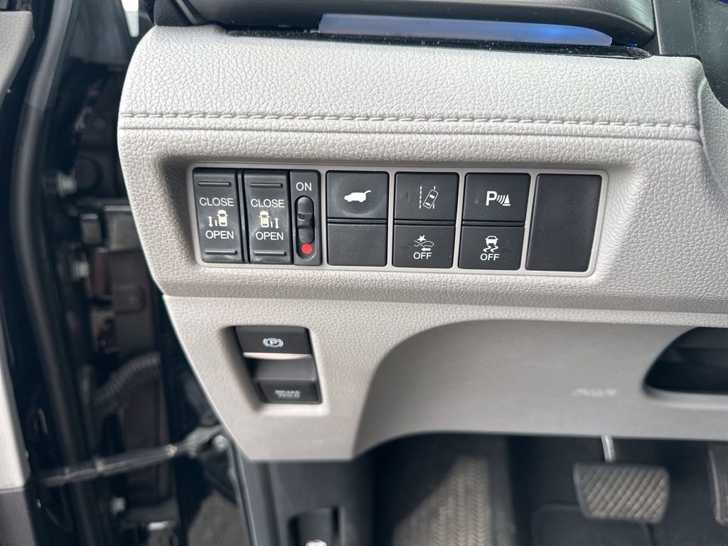 Used 2019 Honda Odyssey Elite image 20
