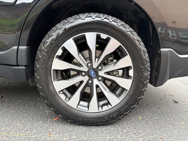 Used 2017 Subaru Outback 2.5i Limited AWD/4WD image 28