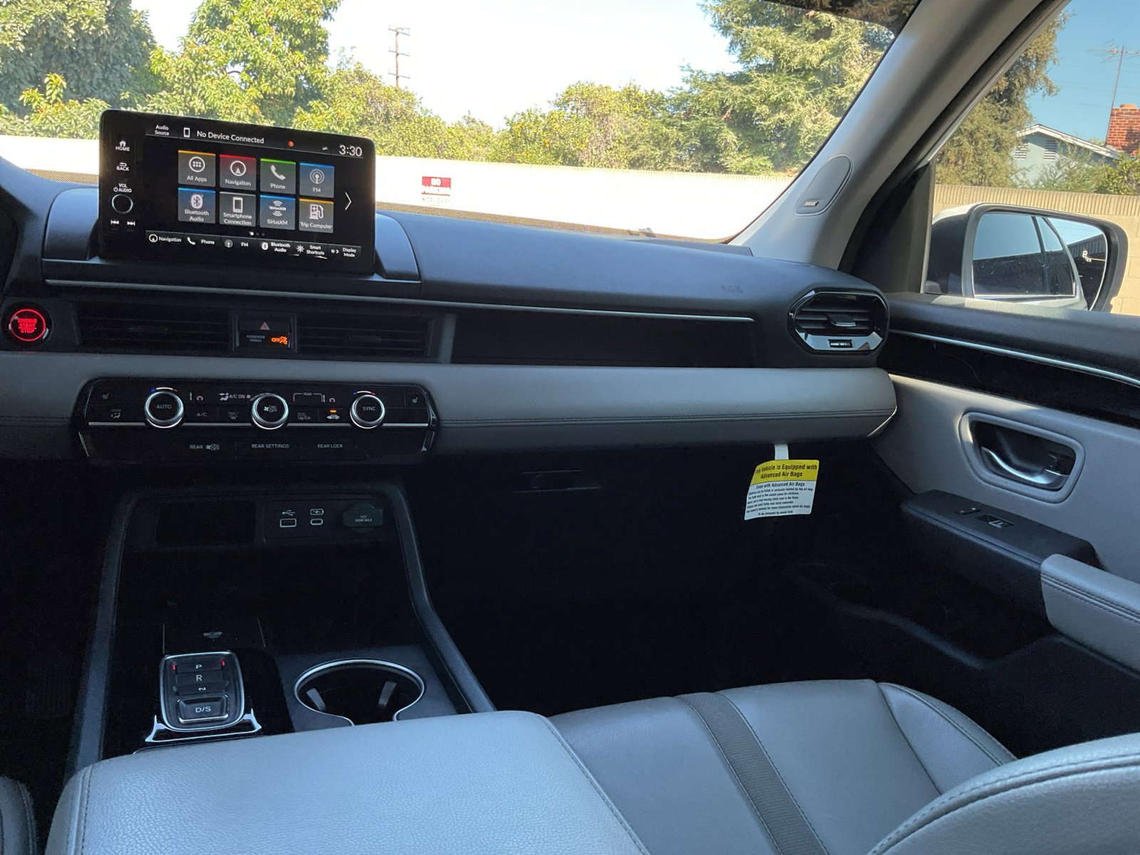Used 2024 Honda Pilot Touring image 17
