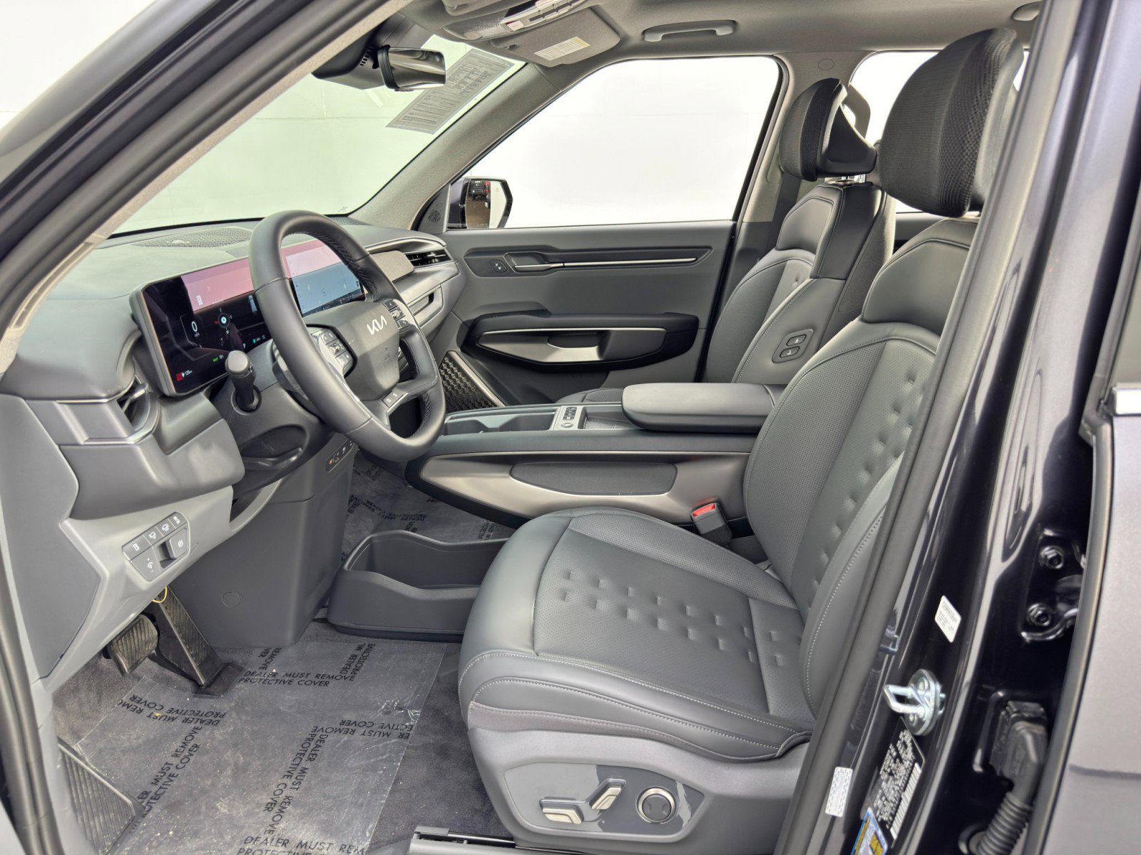 Used 2025 Kia EV9 Wind image 16