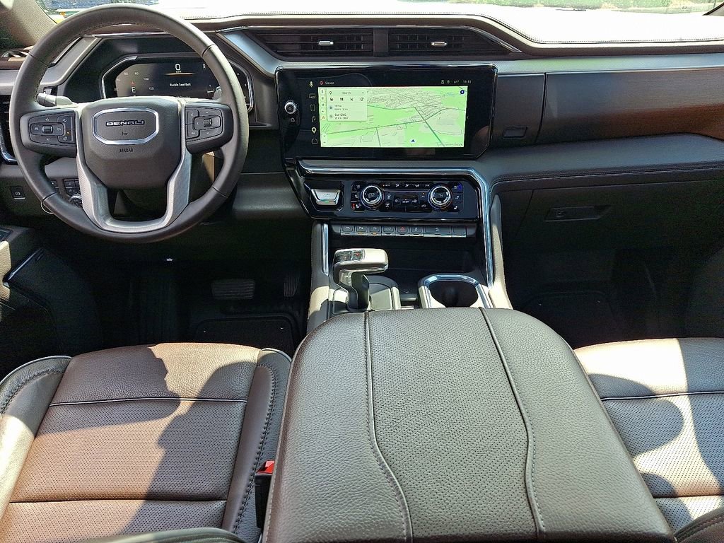 Used 2025 GMC Sierra 1500 Denali AWD/4WD image 15