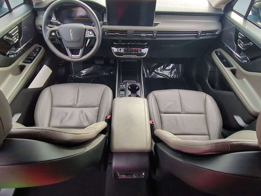 Certified 2024 Lincoln Corsair Reserve w/ Equipment Group 201A image 24