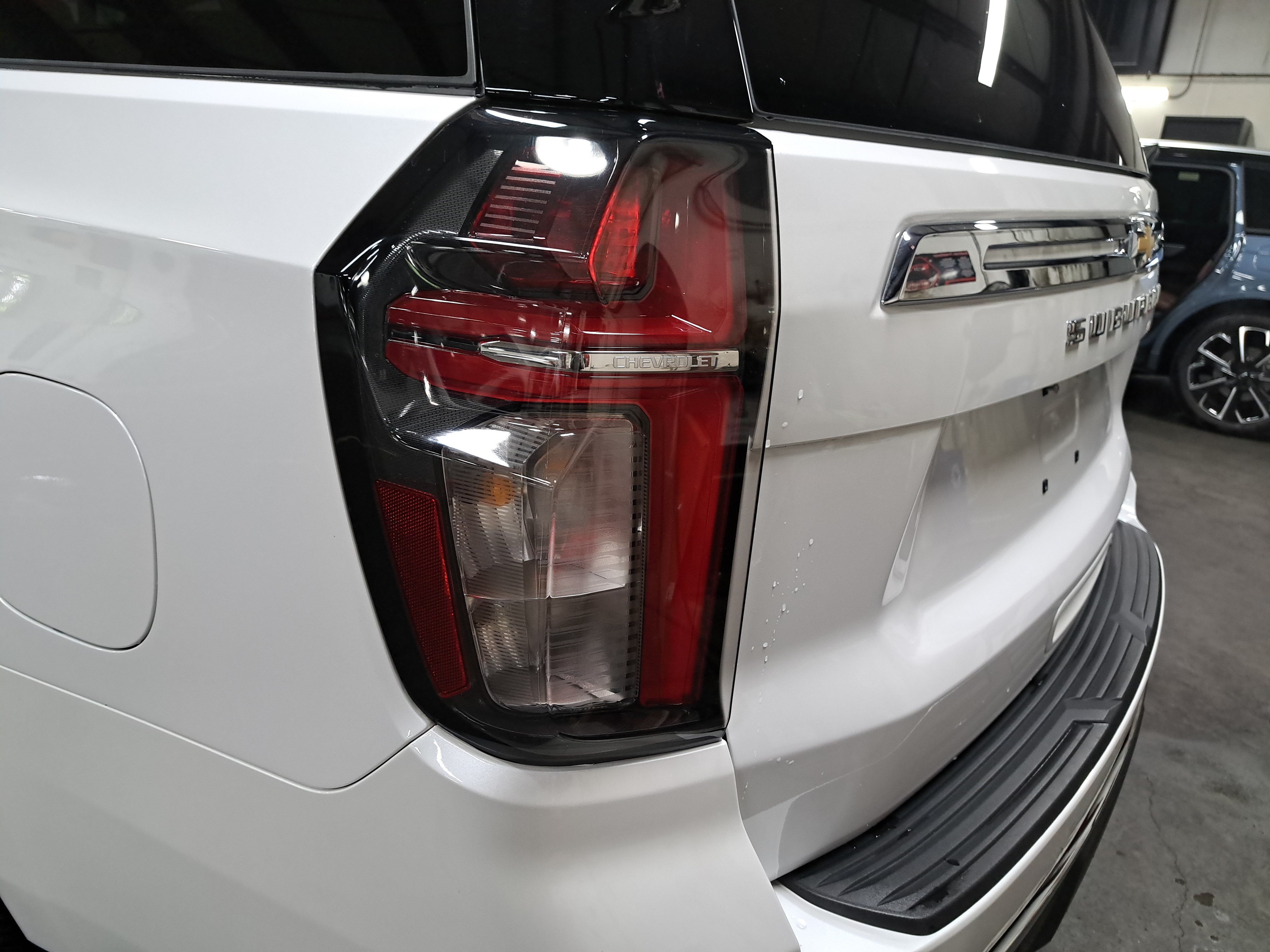 Used 2024 Chevrolet Suburban Premier AWD/4WD image 37