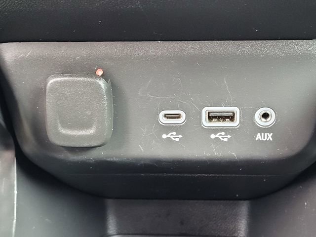 Used 2023 Chevrolet TrailBlazer RS w/ Convenience Package image 15