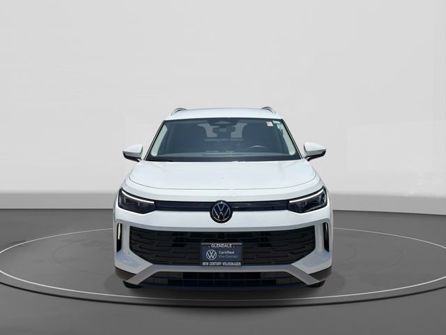 Certified 2025 Volkswagen Tiguan S AWD/4WD image 2